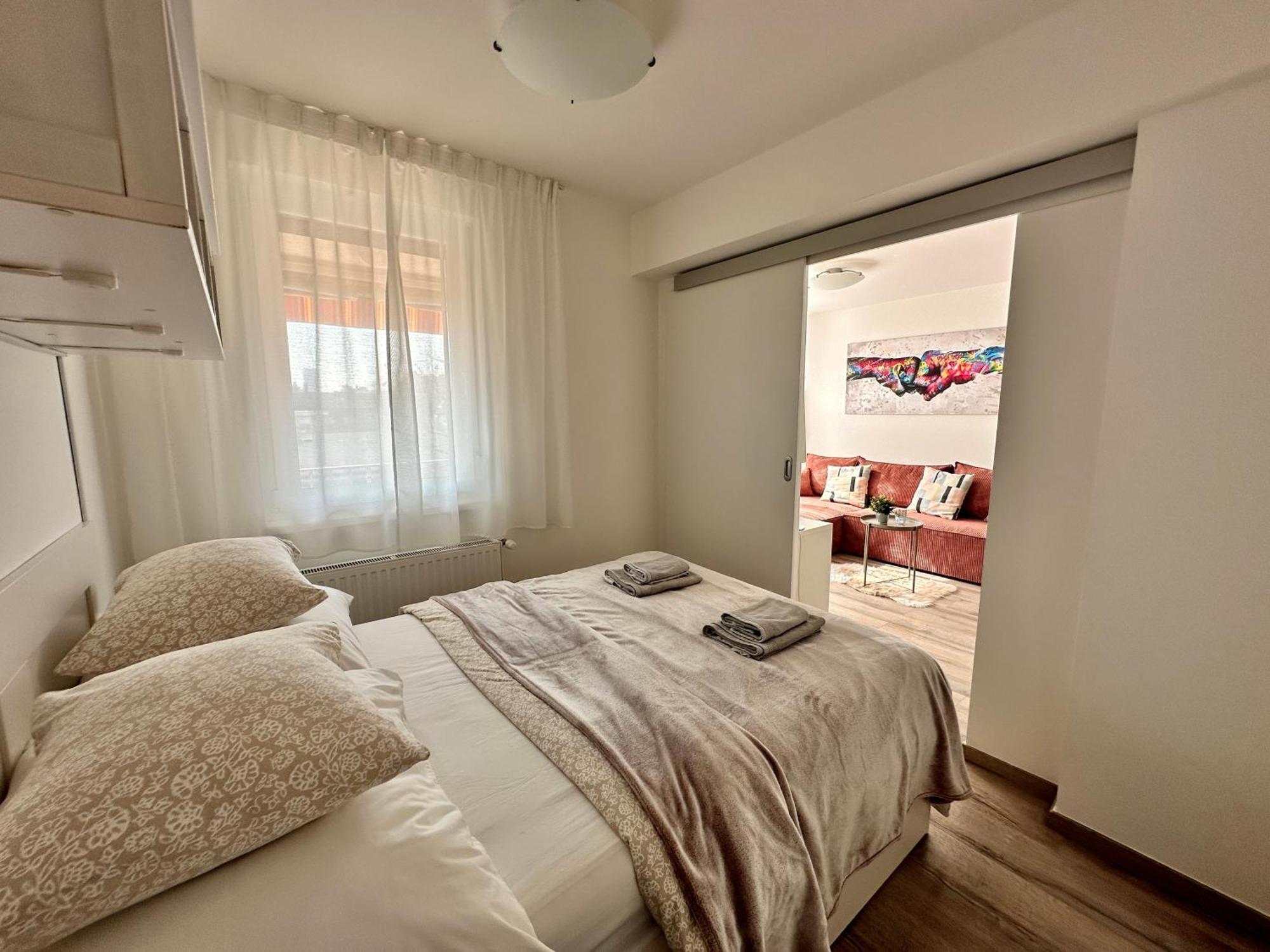City Break Apartment - Private Garage, Ac, Balcony Budapeşte Dış mekan fotoğraf
